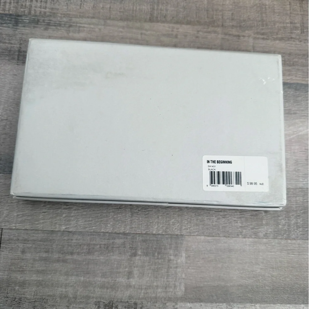 Status Anxious In The Beginning Wallet - Picture 6 of 6
